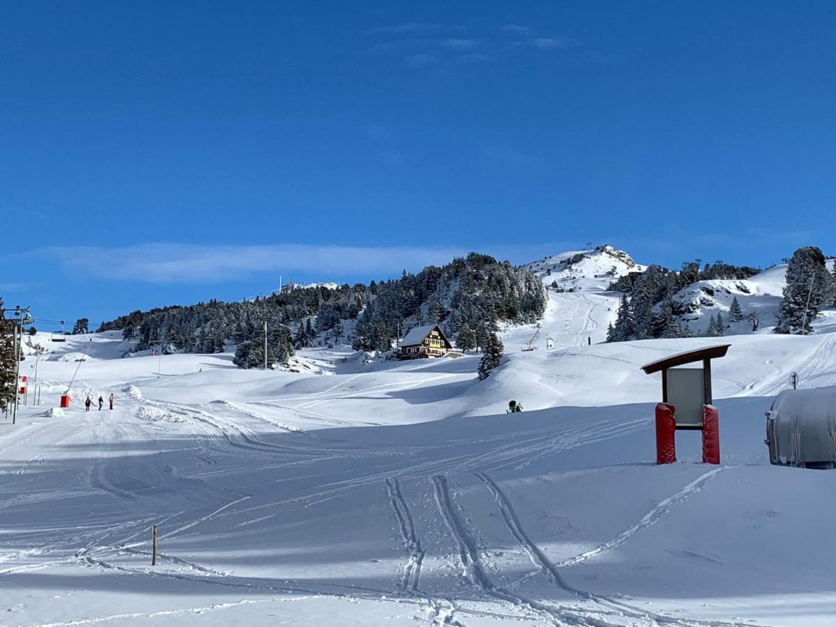Studio 27M² Avec Balcon, Piscine, Au Pied Des Pistes A Chamrousse - Fr-1-549-66 Leilighet Eksteriør bilde